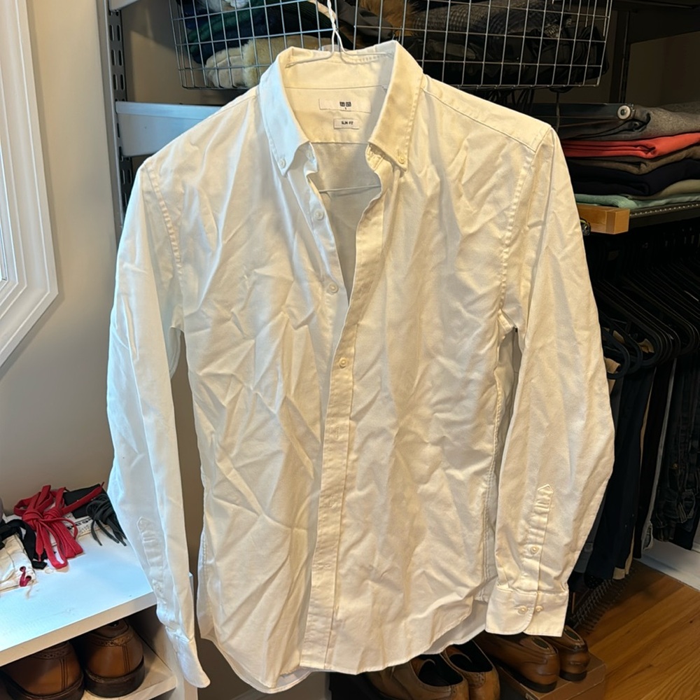 Uniqlo Mens Slim Button Down Shirt